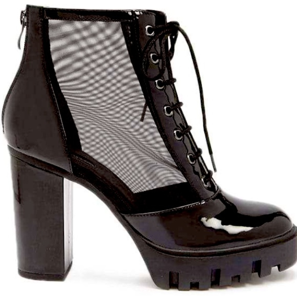 Forever 21 lace up patent platform booties size 10